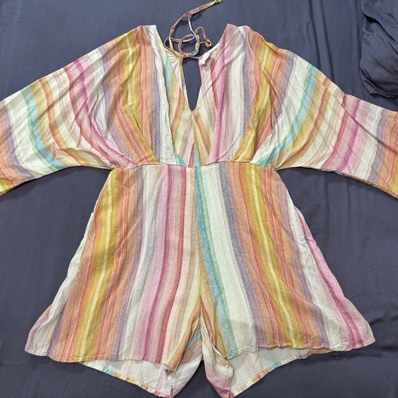 Cute Romper - Picture 2 of 3